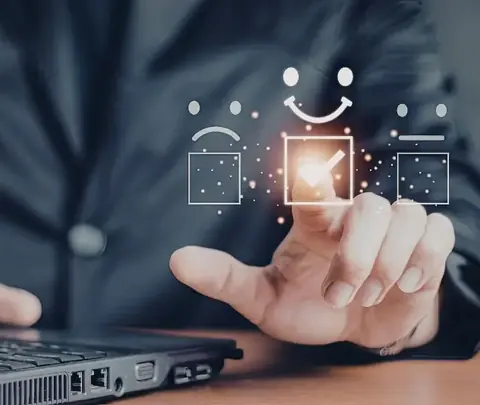 Estrategias para mejorar la experiencia y compromiso del empleado